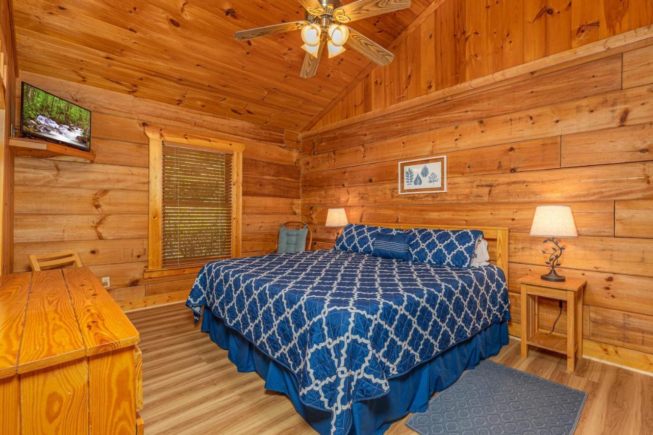 Firefly Hollow Cabin - Smoky Mountains - Soaky Mountain Water Park - Sevierville Convention Center Pigeon Forge Exterior photo