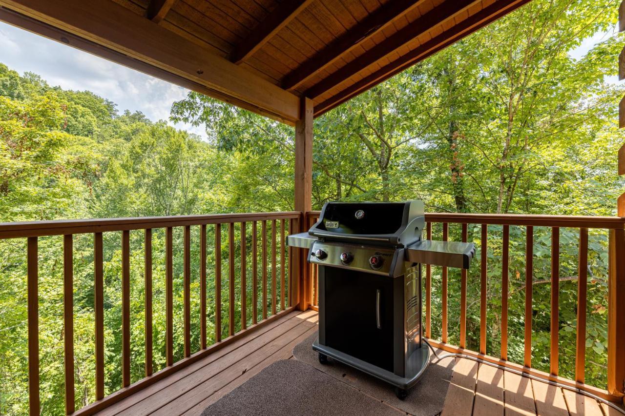 Firefly Hollow Cabin - Smoky Mountains - Soaky Mountain Water Park - Sevierville Convention Center Pigeon Forge Exterior photo